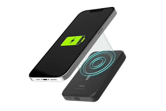 Demonstration of the product Wireless Powerpack which is loading a smartphone